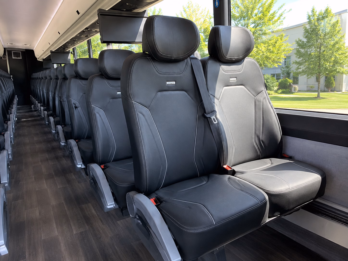 amarillo airport shuttle buses for employees